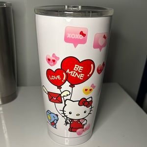 Hello Kitty Valentine’s Day tumbler
